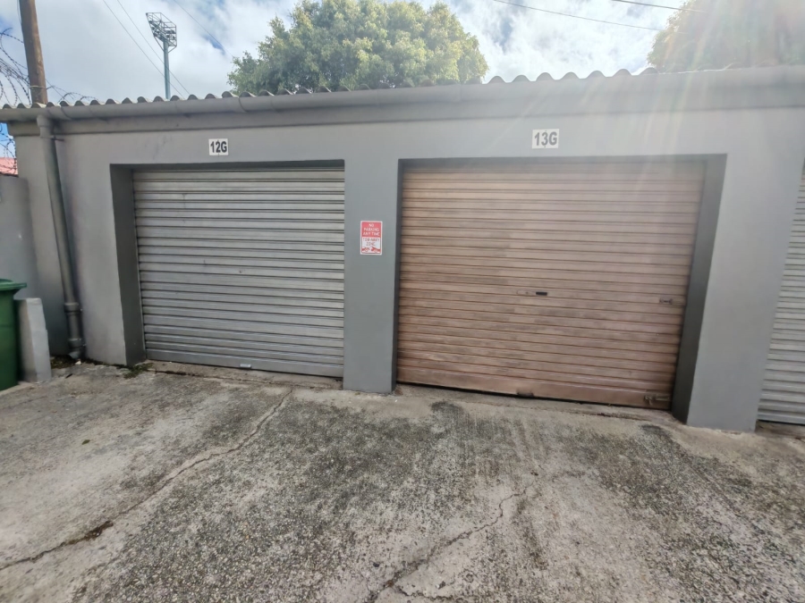 To Let 1 Bedroom Property for Rent in Richmond Hill Eastern Cape